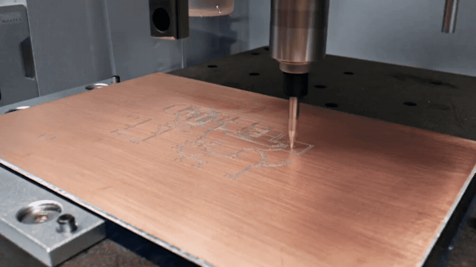 CNC-Bearbeitung eines Bauteils